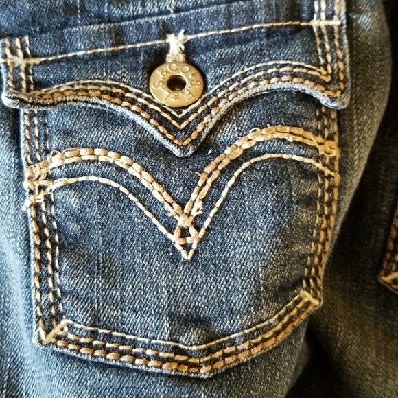 Levi's Girl's Skinny Jeans - Picture 6 of 6